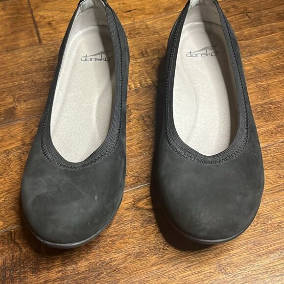 DANSKO Kristen Milled Nubuck Loafer, Black, size 8 - Picture 2 of 9